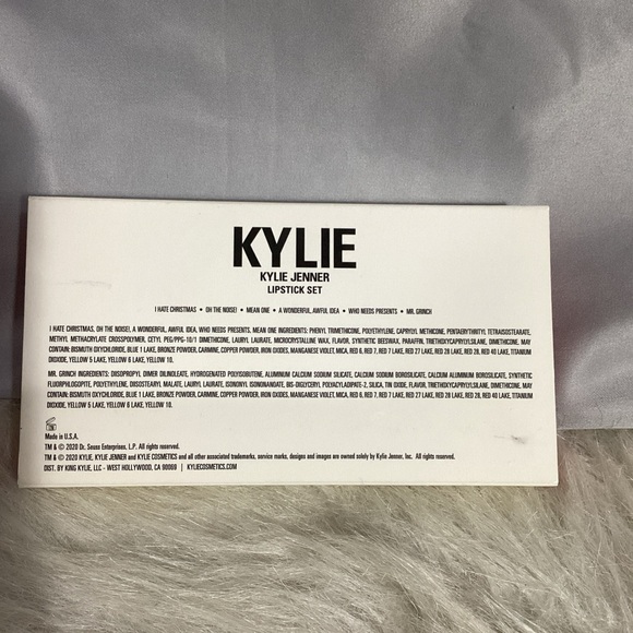 SOLD……NIP Kylie Jenner x The Grinch COMPLETE Lipstick Set Of 6 Holiday - Picture 4 of 8
